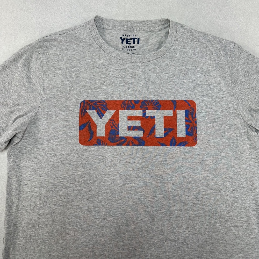 Yeti Coolers Shirt Mens XL Heather‎ Gray Floral Logo Graphic Outdoor Tee Camp